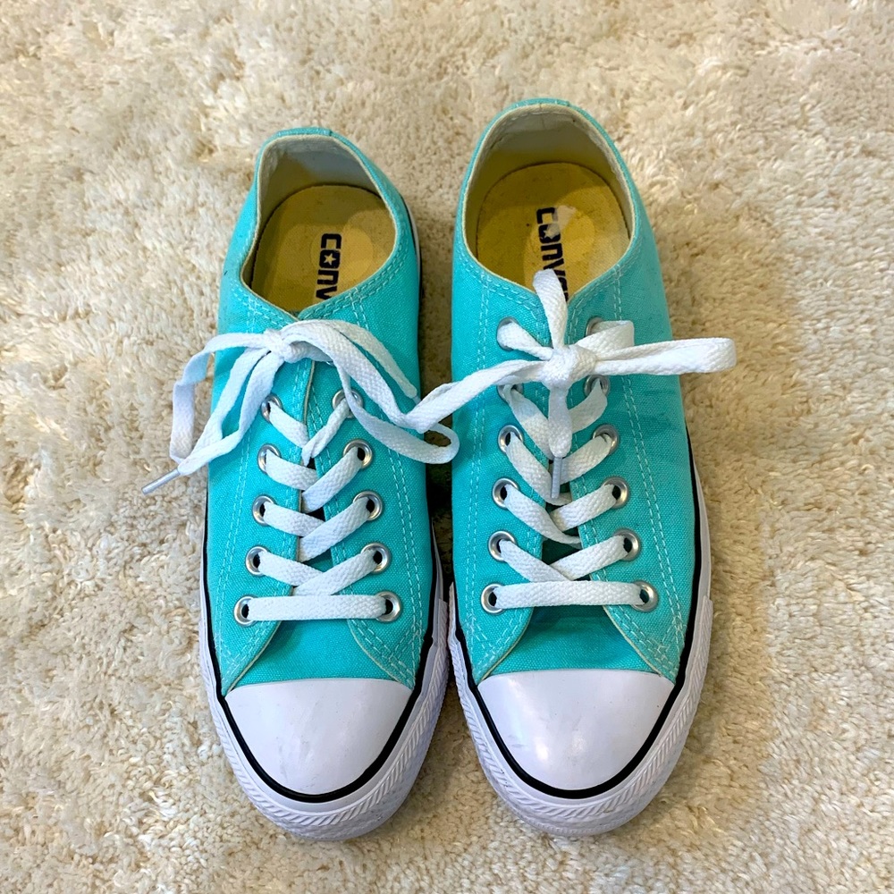 Mint Converse All Star! Size 7
